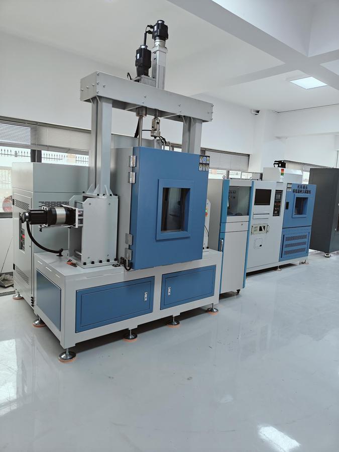 瓦舍四轴单工位（客户现场图） (1).jpg